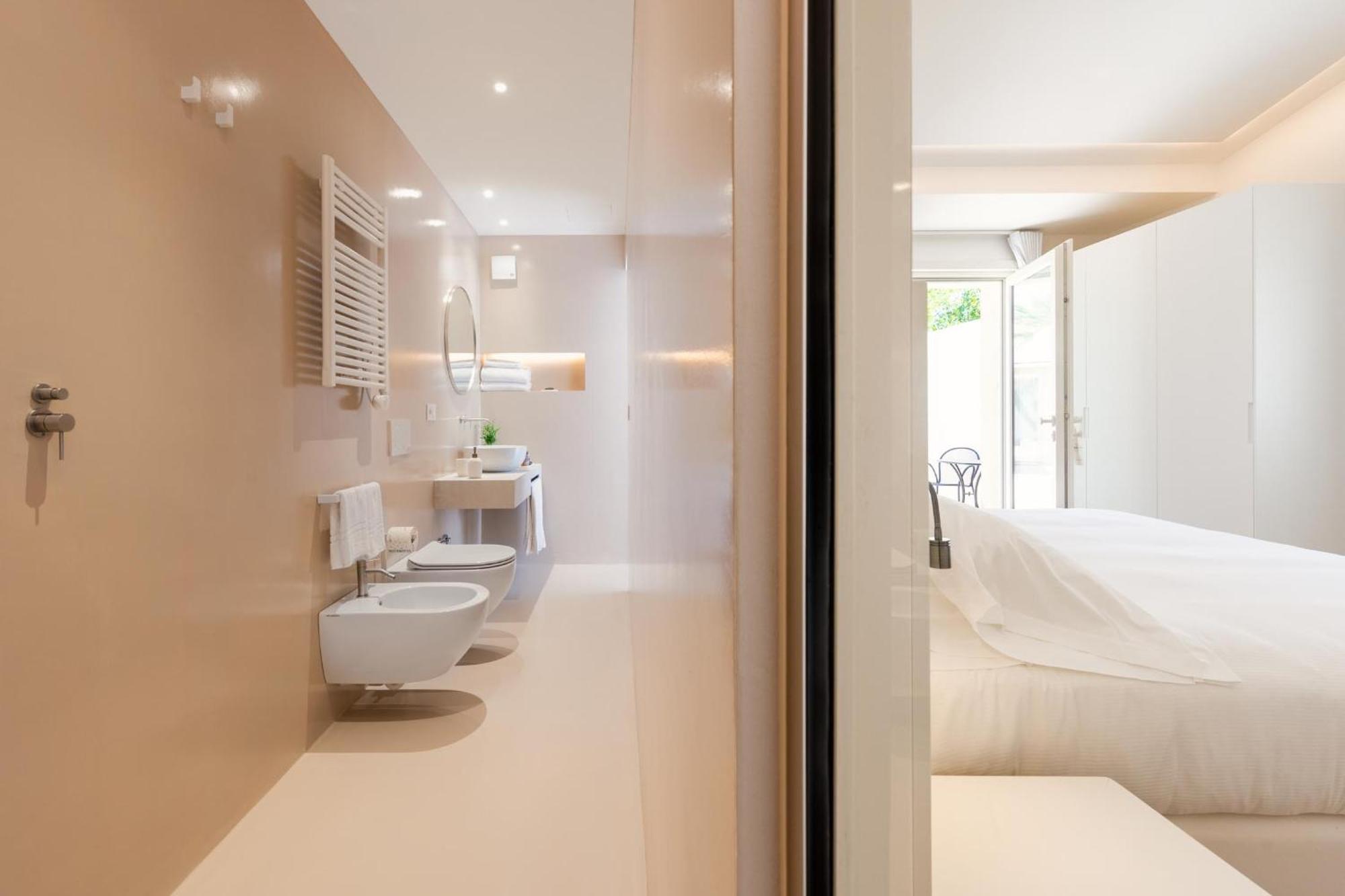 Classic Double or Twin Room,1586106896:JPEG