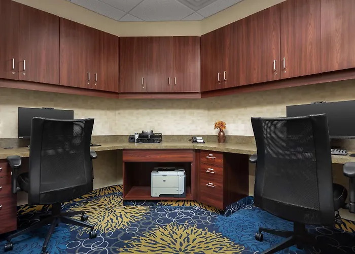 Hampton Inn Syracuse Clay