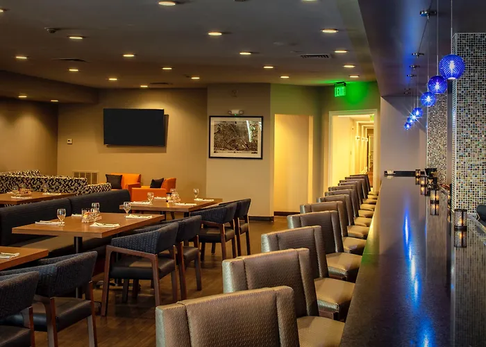 Collegian Hotel & Suites, Trademark Collection By Wyndham